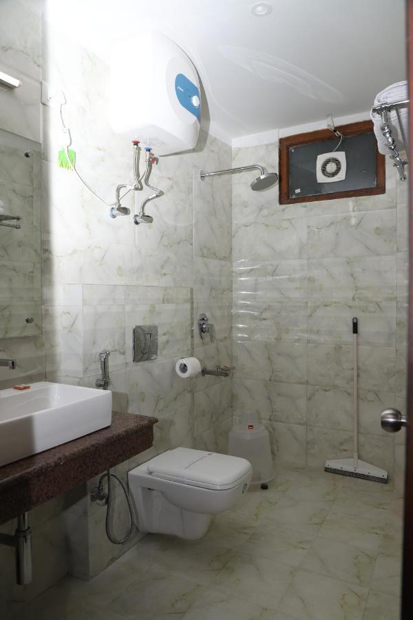 Hotel Hukam'S Holiday Home Kasol Zewnętrze zdjęcie
