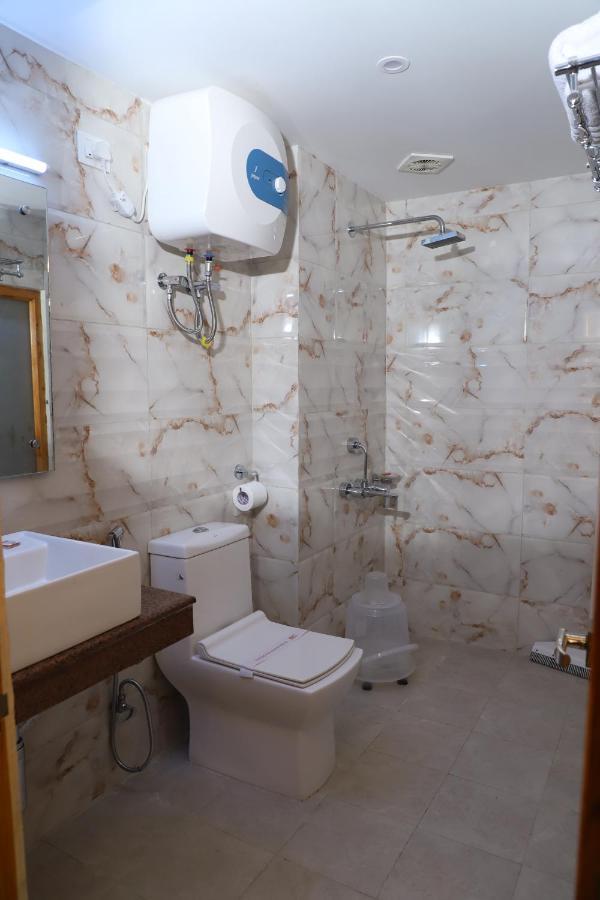 Hotel Hukam'S Holiday Home Kasol Zewnętrze zdjęcie
